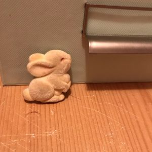 Hallmark Vintage White Bunny Pin